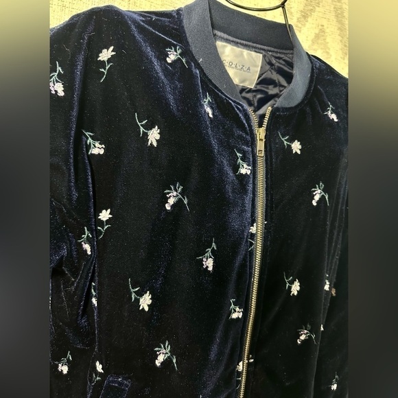 C.O.L.Z.A super sophisticated factory velour floral embroidered puffer jacket - Picture 5 of 14